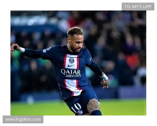 内马尔荣膺桑托斯队史前十射手俱乐部发布海报庆祝成就 内马尔荣膺桑托斯队史前十射手俱乐部发布海报庆祝成就